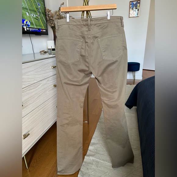 J Brand Olive Tyler Men’s Slim Straight in Seriously Soft Khaki - Picture 2 of 6